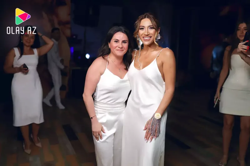 Röyanın “14/41” gecəsi – Hər kəs ağ geyimdə gəldi