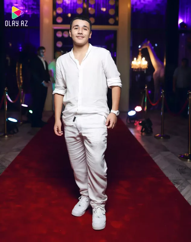 “Biznesimi quracam ki, anama kömək edə bilim”