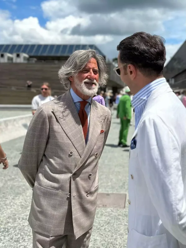 Azərbaycanlı aparıcı dəb sərgisində