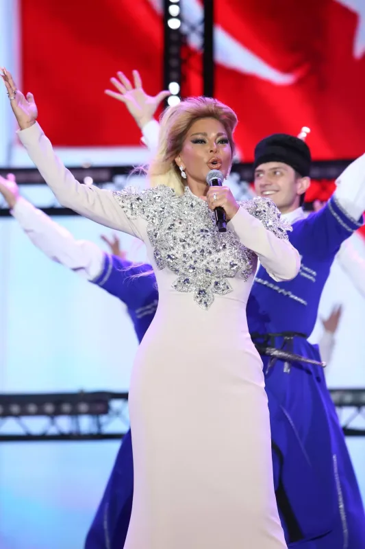 Bakıda ulduzlu gecə...