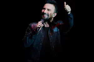 Tarkan Bakıda 20 min nəfərin qarşısına çıxdı