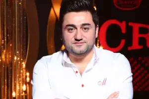 “200 min borcum var idi”