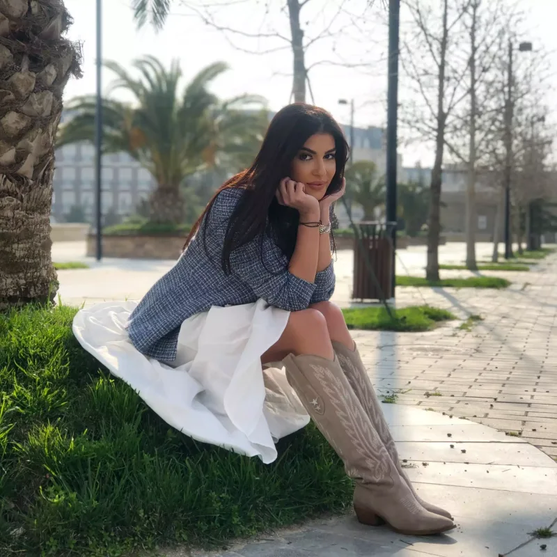 “Sosial media məni iki dəfə ərə verib”