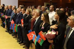 “Köhnə çamadanlar” Ankarada nümayiş olundu