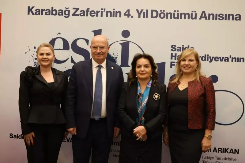 “Köhnə çamadanlar” Ankarada nümayiş olundu