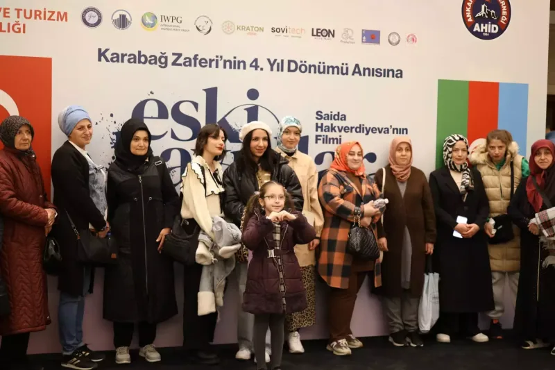 “Köhnə çamadanlar” Ankarada nümayiş olundu