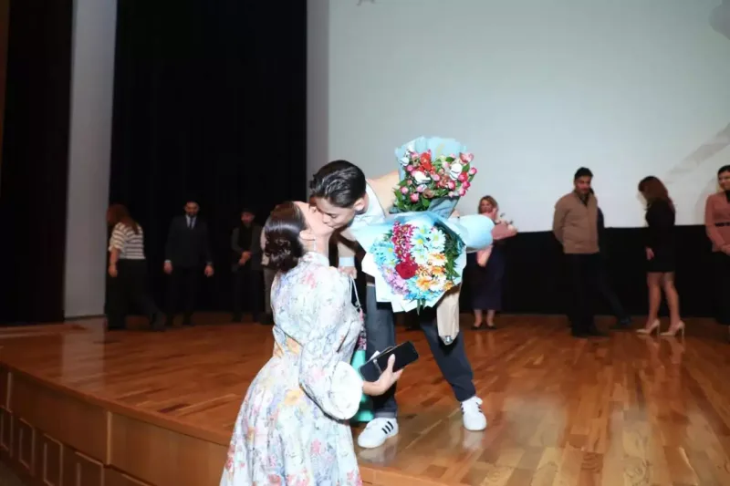 “Atamın kölgəsində”nin təqdimatı oldu