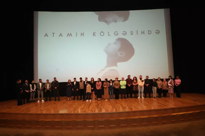 “Atamın kölgəsində”nin təqdimatı oldu