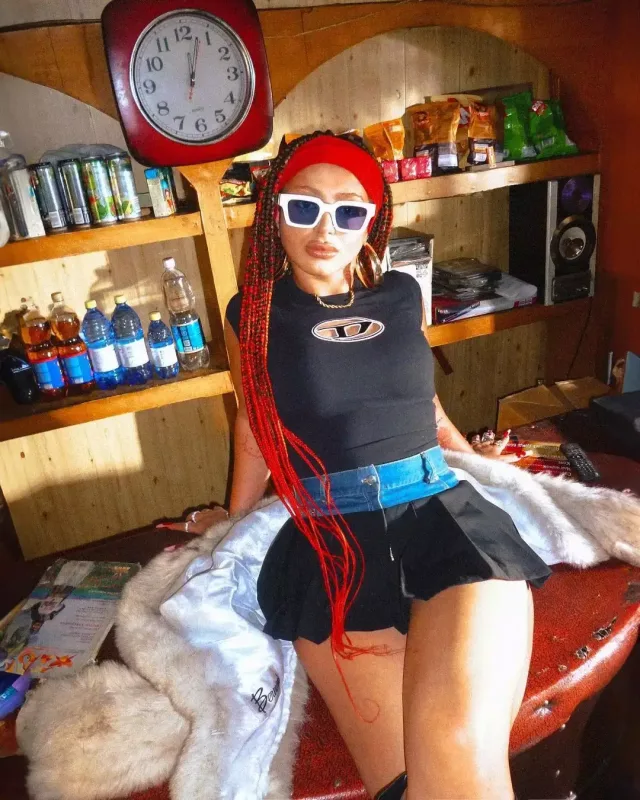 Ezhelin anasından Alizadeyə etiraz!