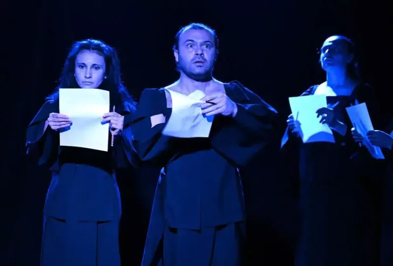 Leyla Əliyeva İordaniya şahzadəsi ilə tamaşada