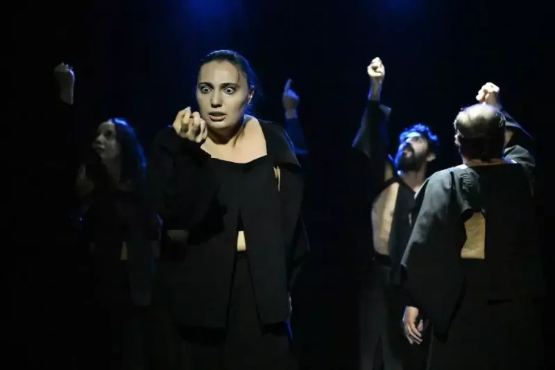 Leyla Əliyeva İordaniya şahzadəsi ilə tamaşada