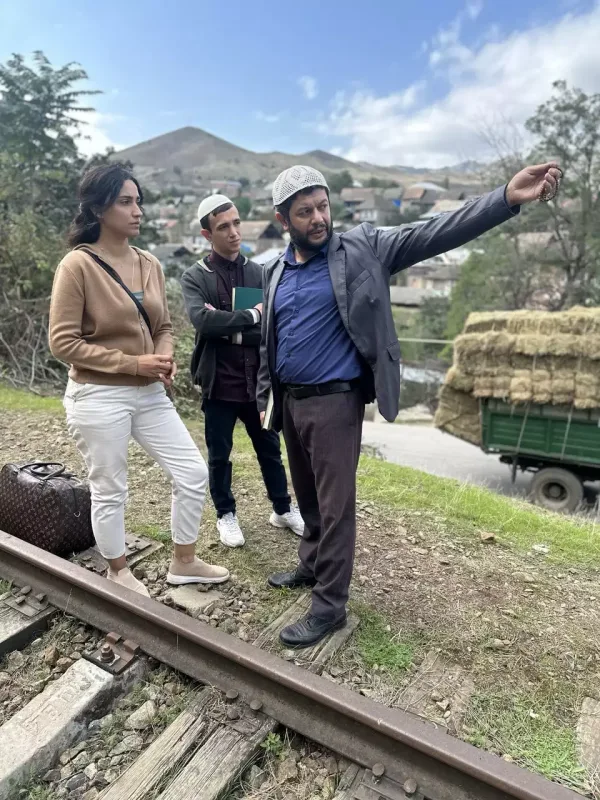 “Xəbərdarlıq gəldi ki, kənddə şortik geyinməsinlər” - “Vətəndaş A” danışdı