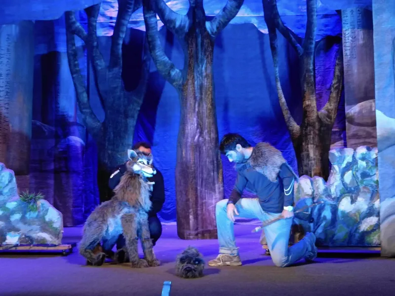 “Yalquzaq” səhnəyə çıxır