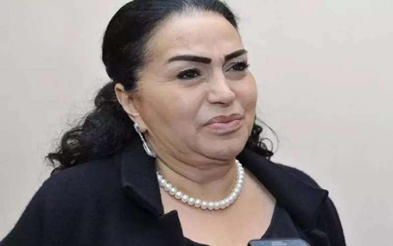 “Şövkət xanıma arzularımı yetir”