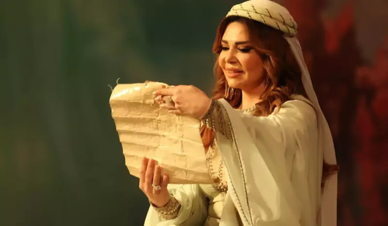 6 il sonra teatr səhnəsində!