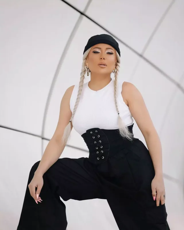 “Səni Azərbaycanda ifşa edərəm” - Sərt ismarış