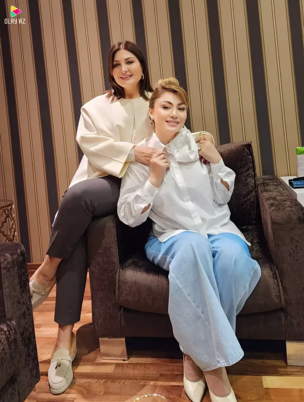 Sibel Can Bakıya gəldi!