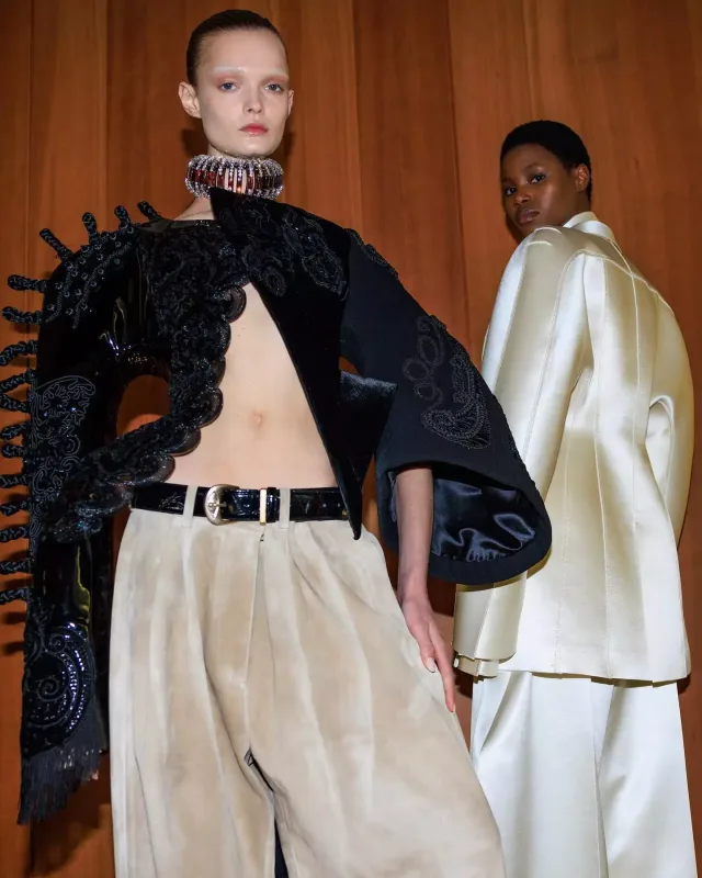 “Schiaparelli” 2024 İlkbahar/Yaz Haute Couture