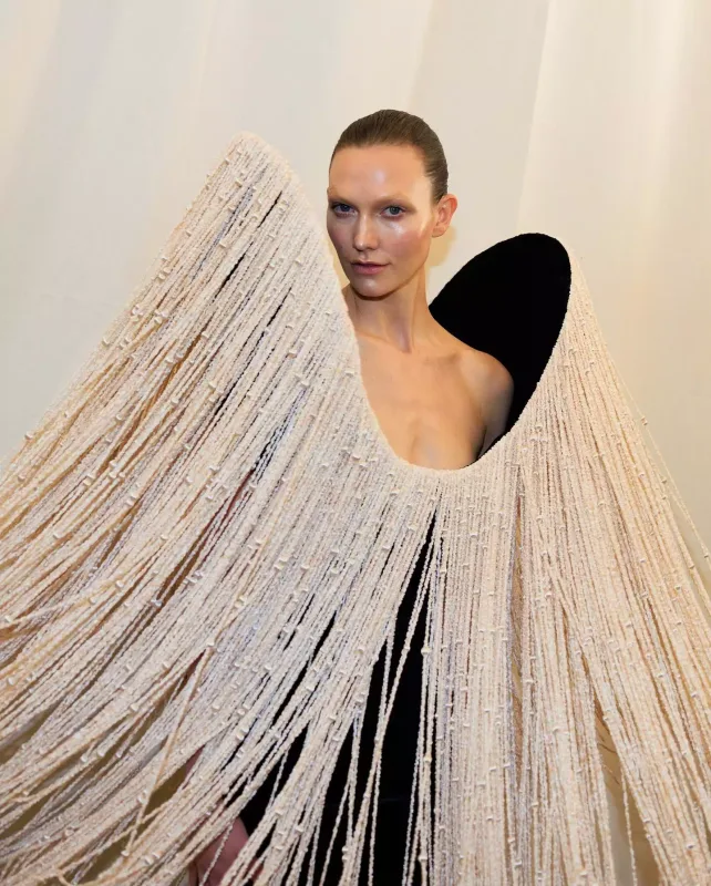 “Schiaparelli” 2024 İlkbahar/Yaz Haute Couture