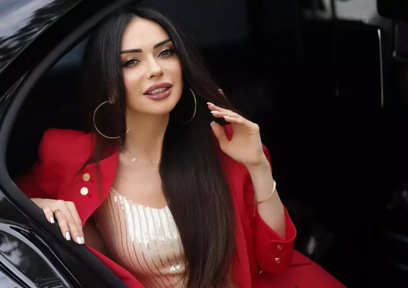 “Bilməzsən ki, Manana səni sevir, ya nifrət edir”