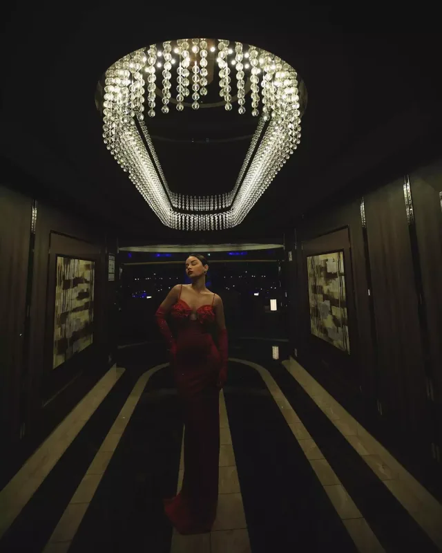 Nərmin 4 milyonluq gəmidə...