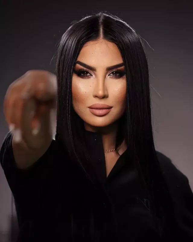 Ləman Ülviranı məhkəməyə verir