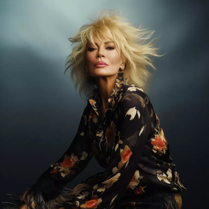 Semiramis yenə Ajdanı keçdi...