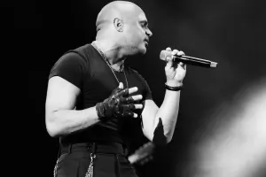 “Dedim, kimdirsə, məni yaxşı parodiya edir”