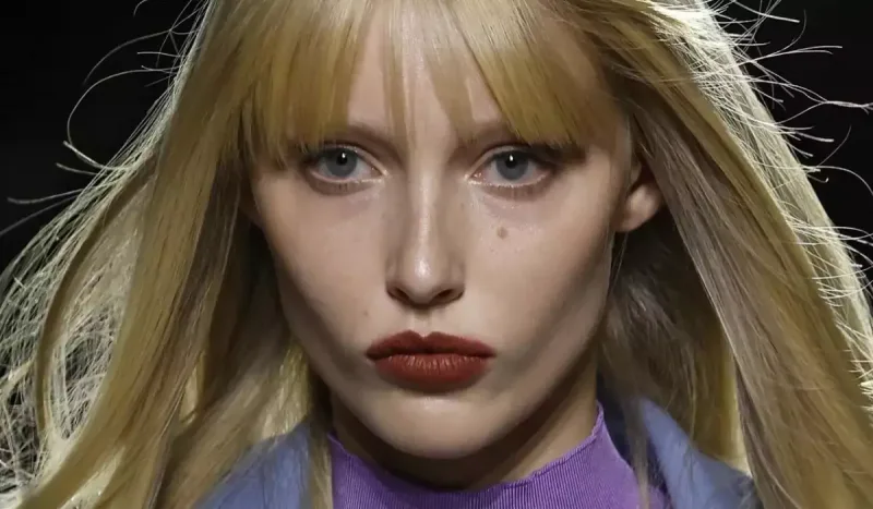 2025-ci ildə dodaqlarda hansı rənglər hakim olacaq?