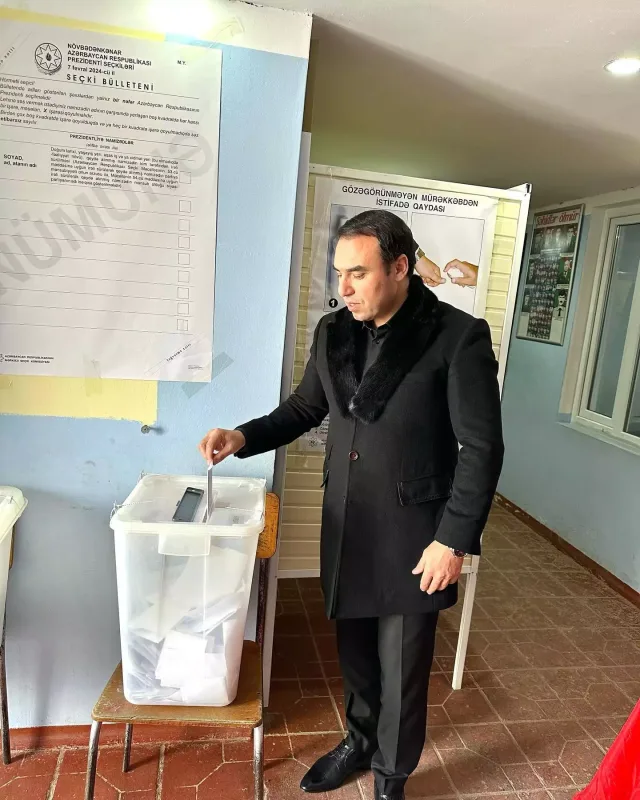 Onlar da səs verdilər...