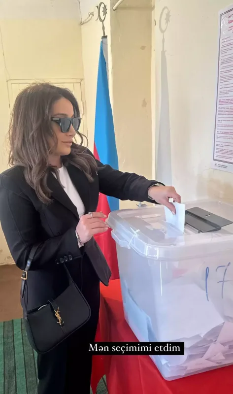 Onlar da səs verdilər...