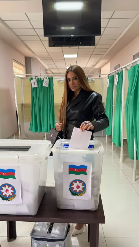 Onlar da səs verdilər...