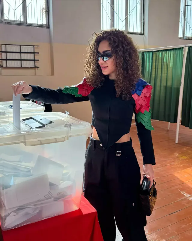 Onlar da səs verdilər...