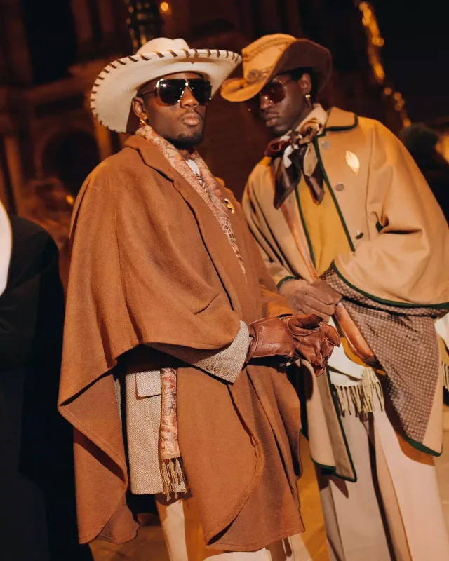 Azərbaycanlı fotoqrafın Paris Moda Həftəsində çəkdikləri...