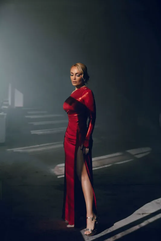 Nura, eşq, tanqo və ehtiras!