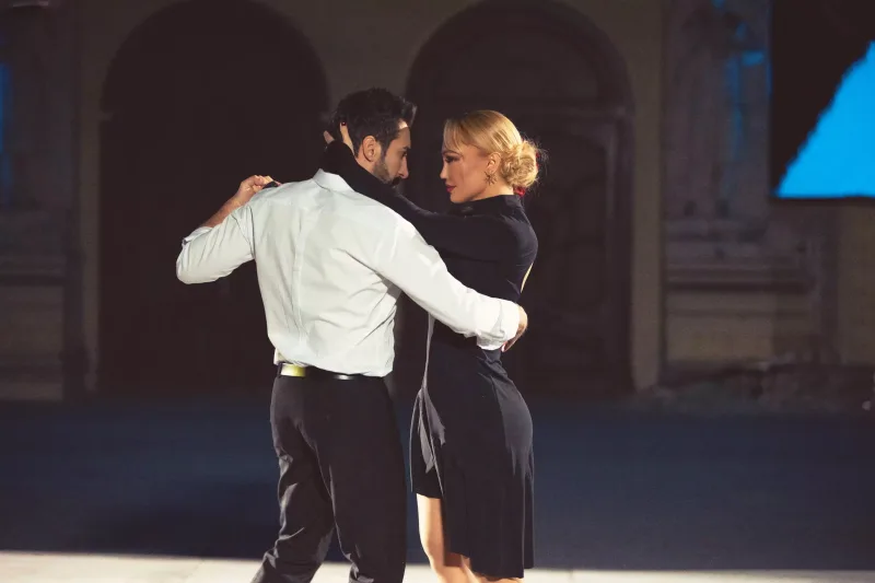 Nura, eşq, tanqo və ehtiras!