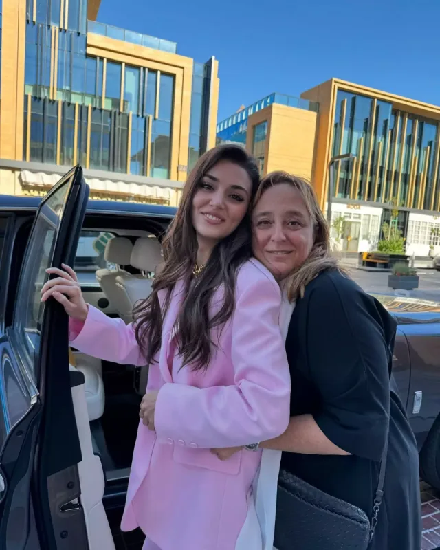 Həbs olunan menecerə dəstək oldular