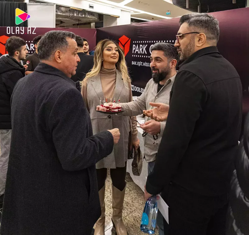 “Kartına atacam” – Qalada maraqlı anlar