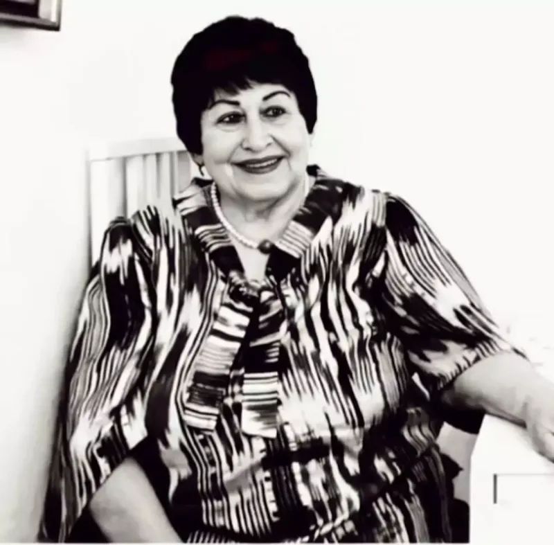 “Deyirdilər, Zeynəb Xanlarova onun qarşısını kəsib”