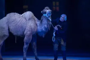 “Əsrə bərabər gün”  tamaşasının premyerası keçirildi