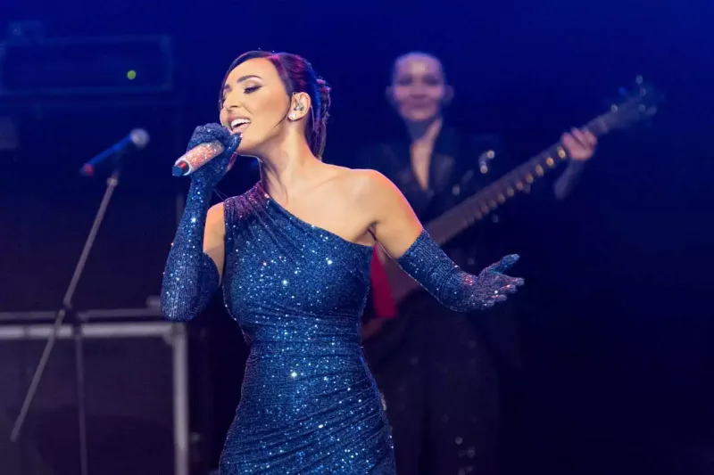 “Heydər Əliyevlə tanış olmaq şərəfi nəsib olub” - Alsu