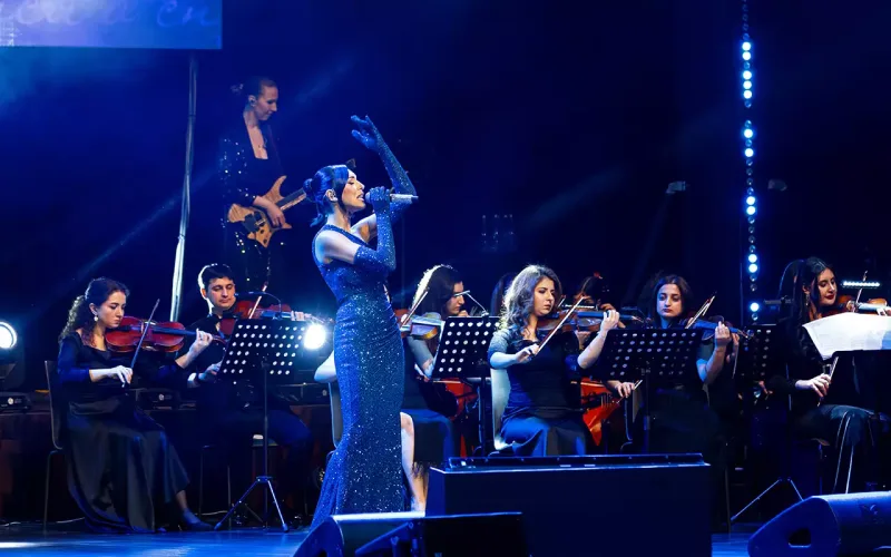“Heydər Əliyevlə tanış olmaq şərəfi nəsib olub” - Alsu
