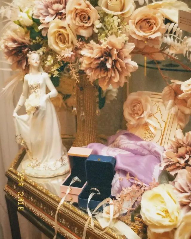 Azərbaycanlı aktrisa nişanlandı