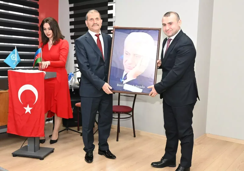 Bəxtiyar Vahabzadənin 100 illiyi Ankarada qeyd olunub
