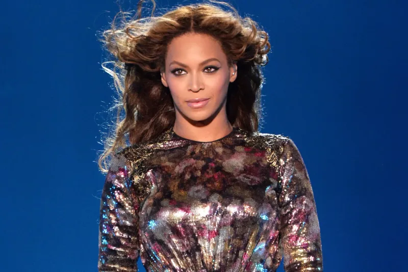 Onların bu ölkələrə girişi qadağandır!