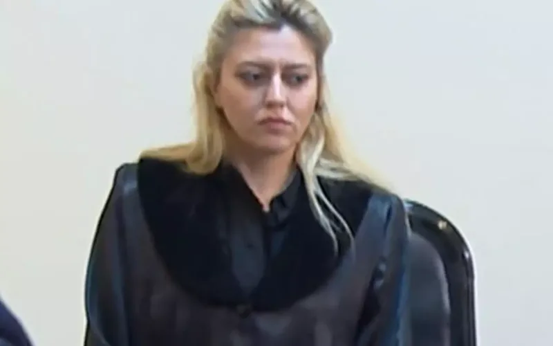 Elarizin kürəkəninin işində qadağa - Jurnalistlər qapı arxasında qaldı