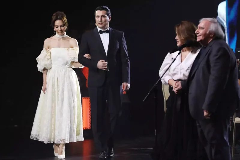 Qiraətin “div”ləri bir arada