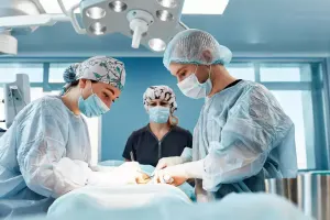 Bu plastik cərrahların fəaliyyətinə icazə verildi - Siyahı