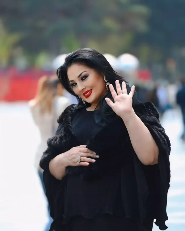 Aynişanın adından istifadə edib Aybəniz Haşımovanı aldatdılar