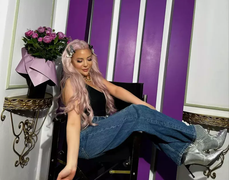 “Həyat yoldaşım “blatnoy” mahnıları sevir”